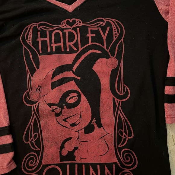 DC Comics Harley Quinn Baseball T-Shirt Size Small (3-5) - Picture 2 of 4